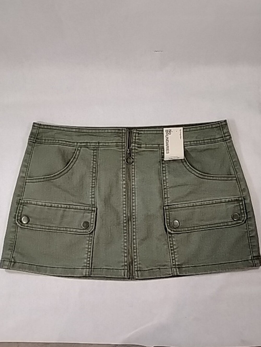 Women Medium NWT Green Cargo Mini Skirt Zip Front Stretch Utility Pockets Y2K